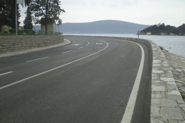 lepetane-jpg004E458F3E6-40E6-65D2-AD63-C695F13CF333.jpg
